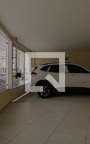 Casa para alugar com 220m², 3 quartos e 3 vagas Casa para alugar com 220m², 3 quartos e 3 vagasGaragem
