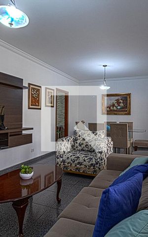Casa para alugar com 220m², 3 quartos e 3 vagas Casa para alugar com 220m², 3 quartos e 3 vagasSala