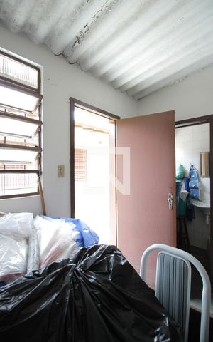 Casa à venda com 360m², 4 quartos e 2 vagasQuarto de Serviço