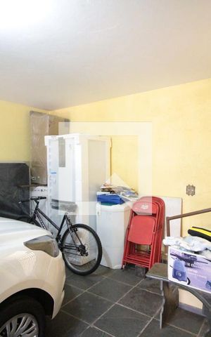 Casa à venda com 360m², 4 quartos e 2 vagasGaragem