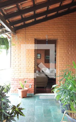 Casa à venda com 360m², 4 quartos e 2 vagasVaranda