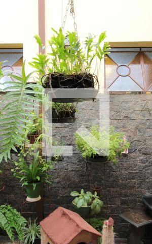 Casa à venda com 360m², 4 quartos e 2 vagasJardim de Inverno