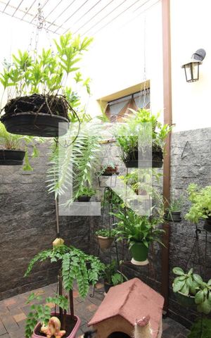 Casa à venda com 360m², 4 quartos e 2 vagasJardim de Inverno