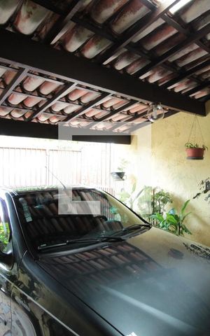Casa à venda com 360m², 4 quartos e 2 vagasGaragem