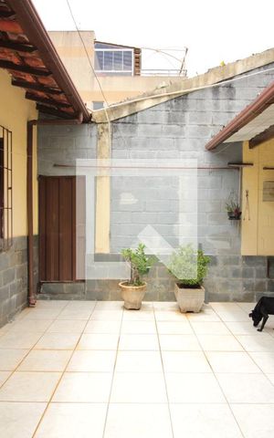 Casa à venda com 360m², 4 quartos e 2 vagasArea Externa