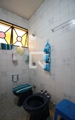 Casa à venda com 360m², 4 quartos e 2 vagasBanheiro da Suite