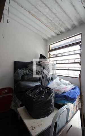 Casa à venda com 360m², 4 quartos e 2 vagasQuarto de Serviço