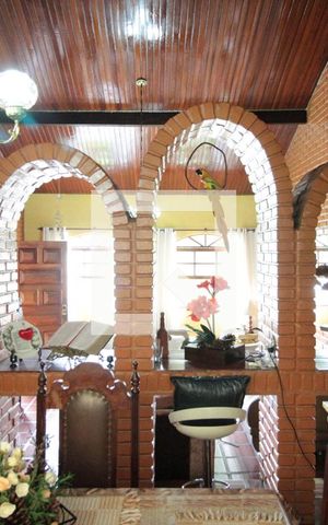 Casa à venda com 360m², 4 quartos e 2 vagasCopa