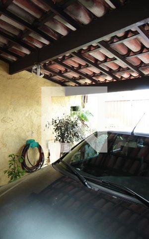 Casa à venda com 360m², 4 quartos e 2 vagasGaragem