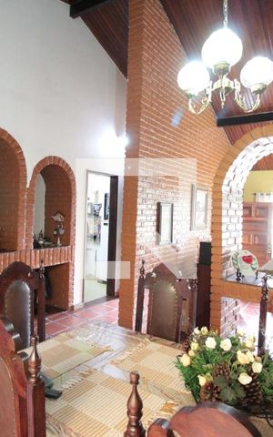 Casa à venda com 360m², 4 quartos e 2 vagasCopa