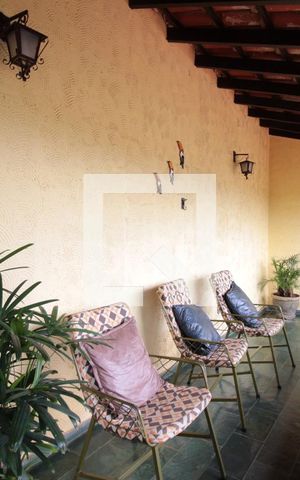 Casa à venda com 360m², 4 quartos e 2 vagasVaranda