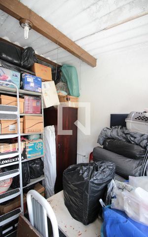 Casa à venda com 360m², 4 quartos e 2 vagasQuarto de Serviço