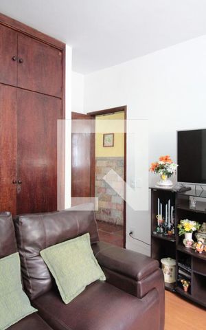 Casa à venda com 360m², 4 quartos e 2 vagasSala de TV