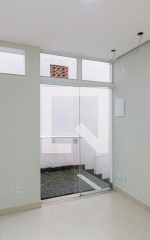 Casa à venda com 233m², 3 quartos e 1 vaga Casa à venda com 233m², 3 quartos e 1 vagaSuíte 2