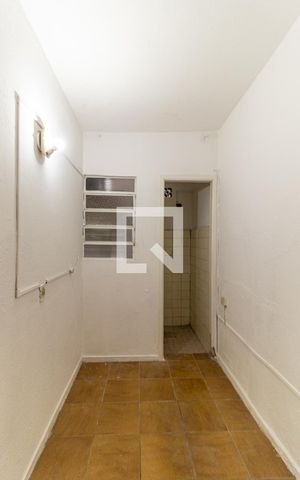 Apartamento para alugar com 80m², 1 quarto e sem vagaQuarto de Serviço