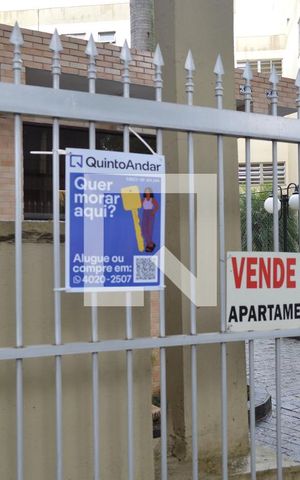 Apartamento à venda com 70m², 3 quartos e 1 vagaPlaquinha