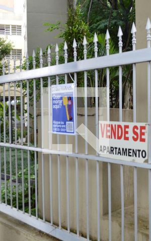 Apartamento à venda com 70m², 3 quartos e 1 vagaPlaquinha