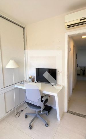 Apartamento para alugar com 84m², 3 quartos e 2 vagasEscritório