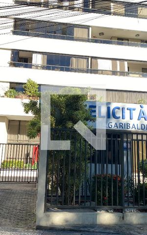 Apartamento para alugar com 84m², 3 quartos e 2 vagasFachada
