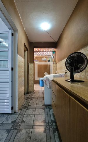 Casa à venda com 208m², 3 quartos e 3 vagas Casa à venda com 208m², 3 quartos e 3 vagasLavanderia