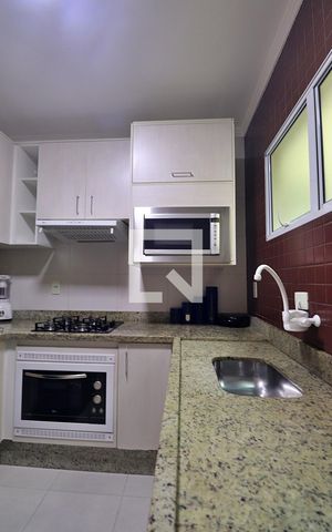 Apartamento à venda com 150m², 3 quartos e 2 vagasCozinha