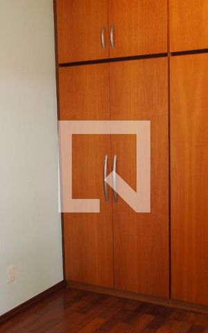 Casa à venda com 300m², 5 quartos e 4 vagasQuarto 4 - Suíte