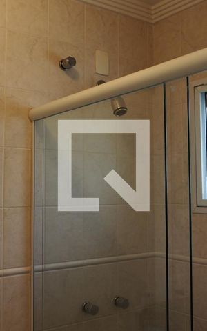 Casa à venda com 300m², 5 quartos e 4 vagasBanheiro da Suíte 5