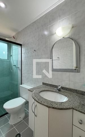 Apartamento à venda com 79m², 3 quartos e 2 vagasBanheiro da Suíte 1