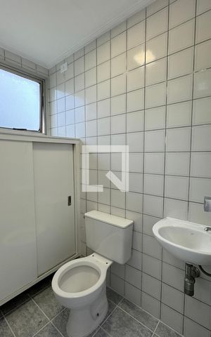 Apartamento à venda com 79m², 3 quartos e 2 vagasBanheiro de serviço