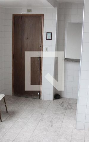 Apartamento para alugar com 90m², 2 quartos e sem vagaCozinha
