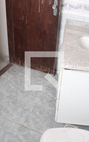 Apartamento para alugar com 90m², 2 quartos e sem vagaBanheiro