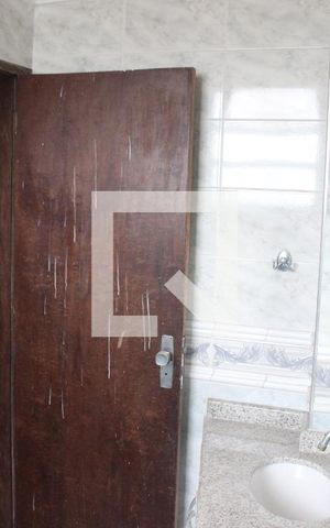 Apartamento para alugar com 90m², 2 quartos e sem vagaBanheiro