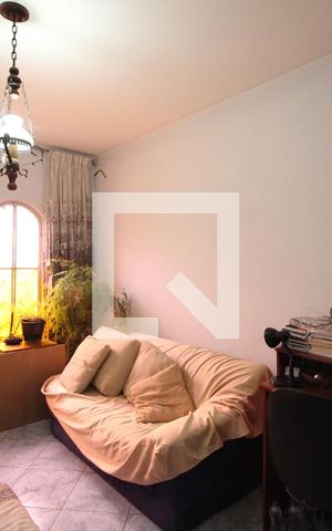 Casa à venda com 178m², 3 quartos e 3 vagasSala