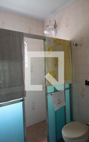 Casa à venda com 178m², 3 quartos e 3 vagasBanheiro da Suíte 1