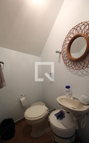 Casa à venda com 178m², 3 quartos e 3 vagasLavabo