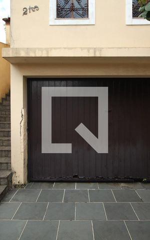Casa à venda com 178m², 3 quartos e 3 vagasFachada