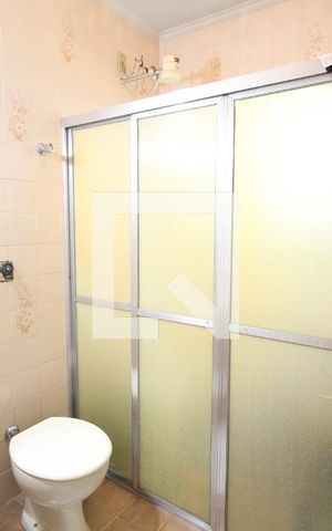 Casa à venda com 178m², 3 quartos e 3 vagasBanheiro