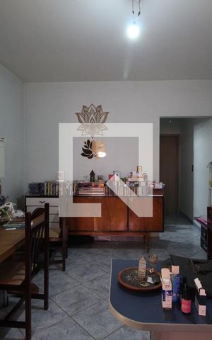 Casa à venda com 178m², 3 quartos e 3 vagasSala