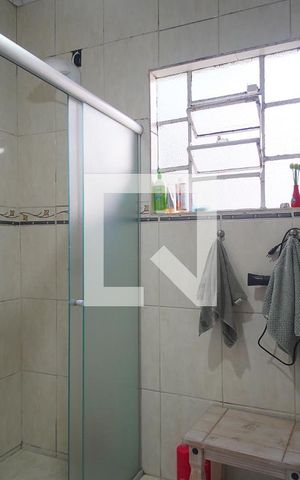 Casa para alugar com 240m², 3 quartos e 4 vagas Casa para alugar com 240m², 3 quartos e 4 vagasBanheiro