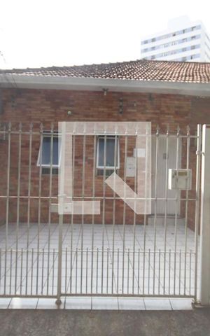 Casa para alugar com 80m², 1 quarto e 1 vagaFachada