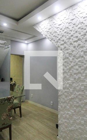 Casa à venda com 250m², 3 quartos e 2 vagasSala