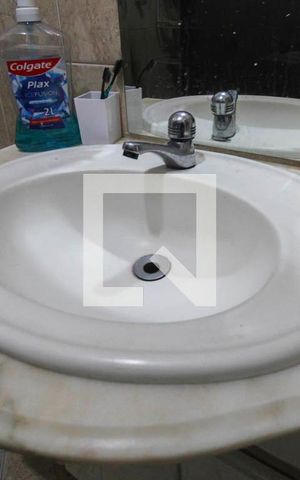 Casa à venda com 250m², 3 quartos e 2 vagasBanheiro Quarto 1