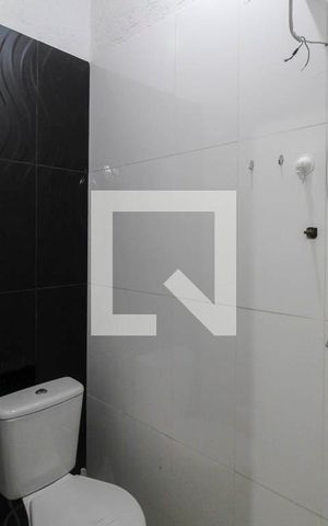 Casa à venda com 250m², 3 quartos e 2 vagasBanheiro área de serviço