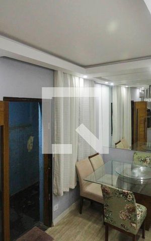 Casa à venda com 250m², 3 quartos e 2 vagasSala