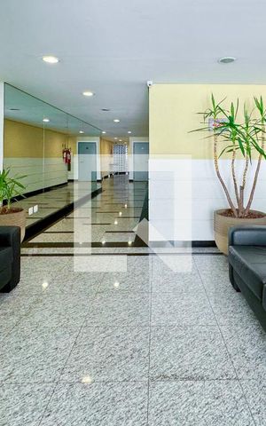 Apartamento à venda com 44m², 1 quarto e 1 vaga Apartamento à venda com 44m², 1 quarto e 1 vagaHall