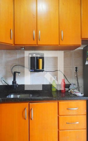 Casa à venda com 200m², 4 quartos e 2 vagas Casa à venda com 200m², 4 quartos e 2 vagasCozinha