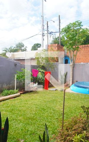 Casa à venda com 200m², 4 quartos e 2 vagas Casa à venda com 200m², 4 quartos e 2 vagasQuintal