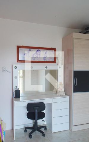 Casa à venda com 200m², 4 quartos e 2 vagas Casa à venda com 200m², 4 quartos e 2 vagasSuíte 2