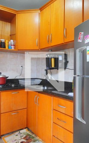 Casa à venda com 200m², 4 quartos e 2 vagas Casa à venda com 200m², 4 quartos e 2 vagasCozinha