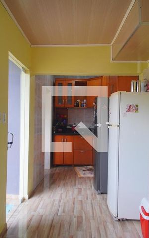 Casa à venda com 200m², 4 quartos e 2 vagas Casa à venda com 200m², 4 quartos e 2 vagasCozinha